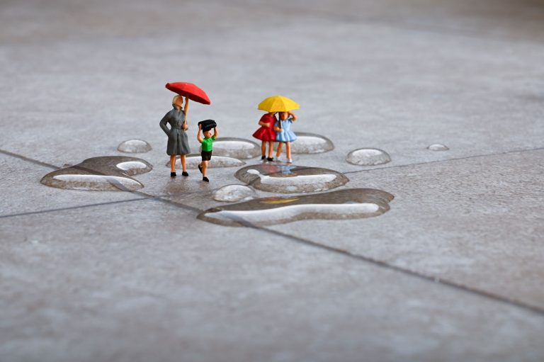 Low resolution-Small_World_Cross-157